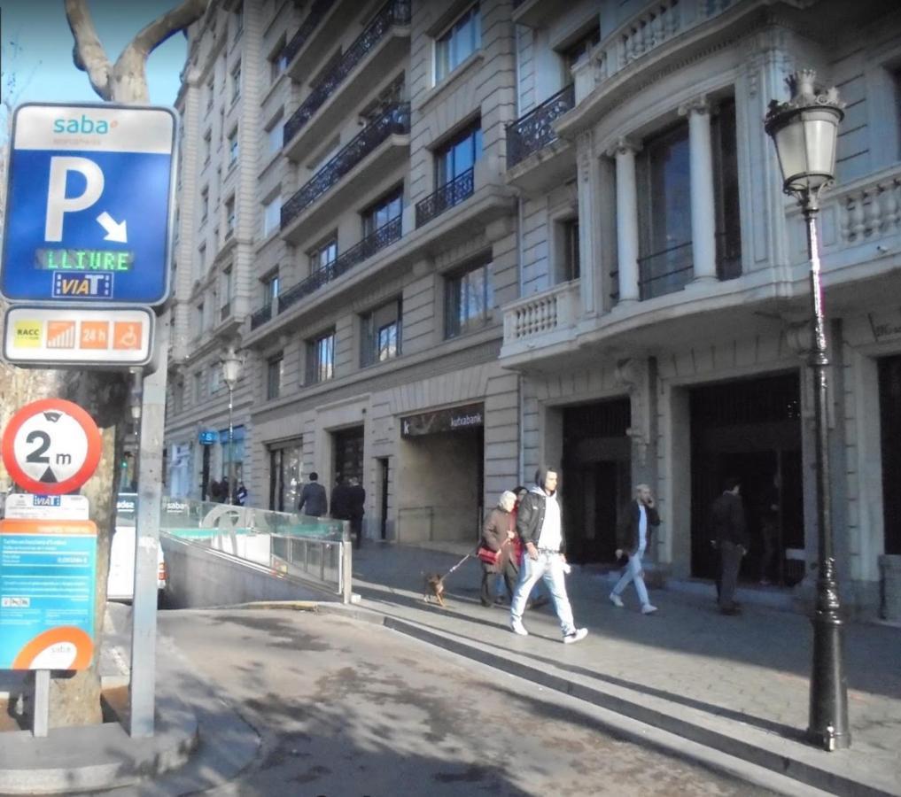 Mr. Serrano Apartments Barcelona Luaran gambar