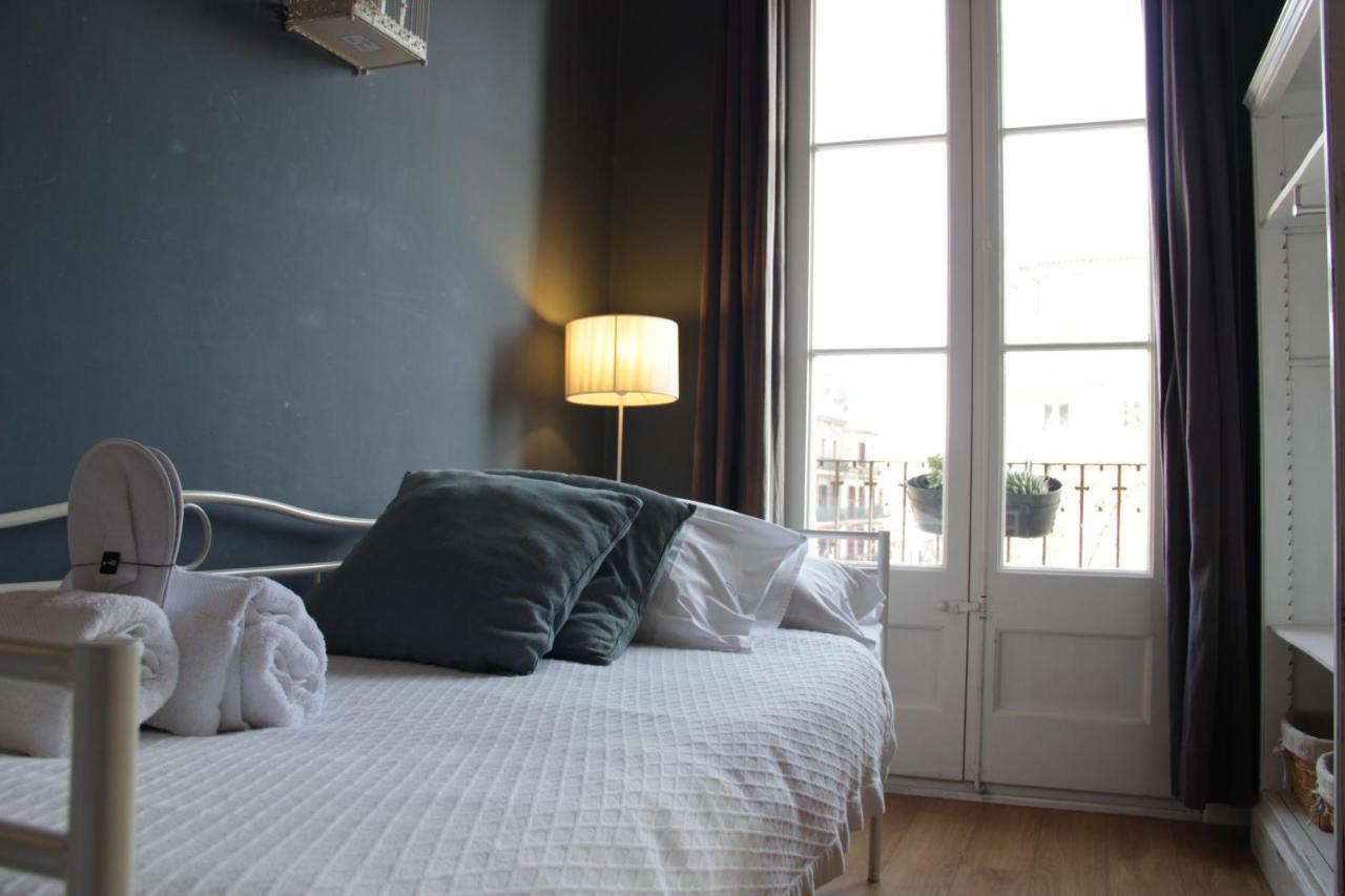 Mr. Serrano Apartments Barcelona Luaran gambar