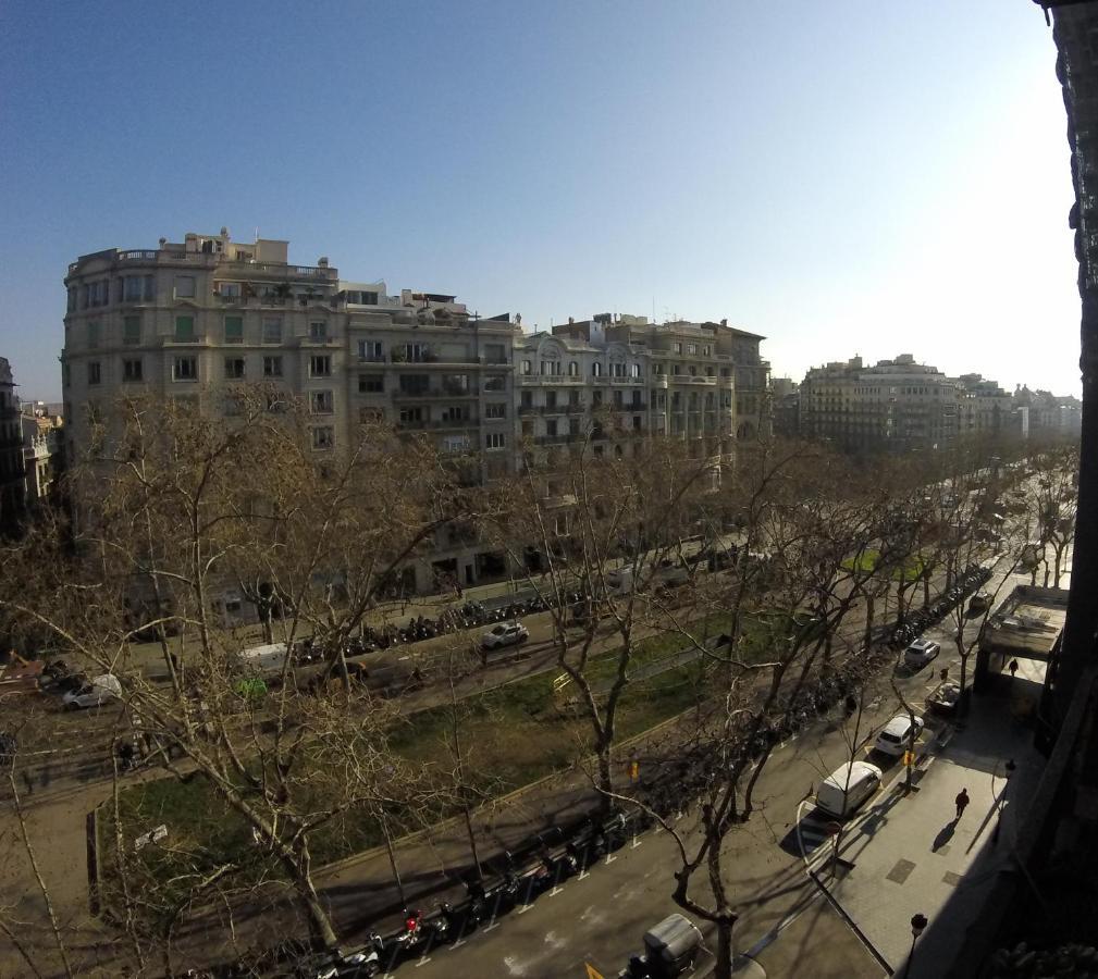 Mr. Serrano Apartments Barcelona Luaran gambar