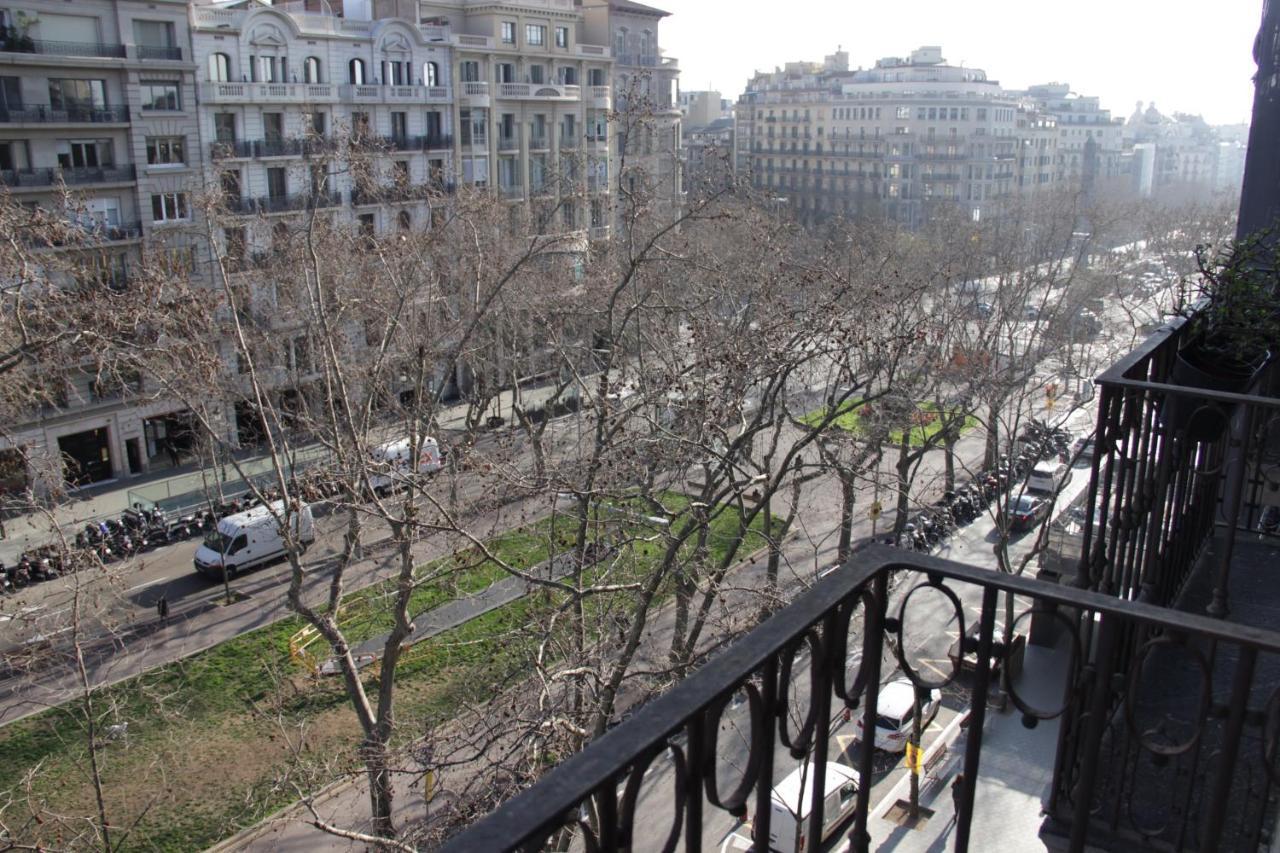 Mr. Serrano Apartments Barcelona Luaran gambar