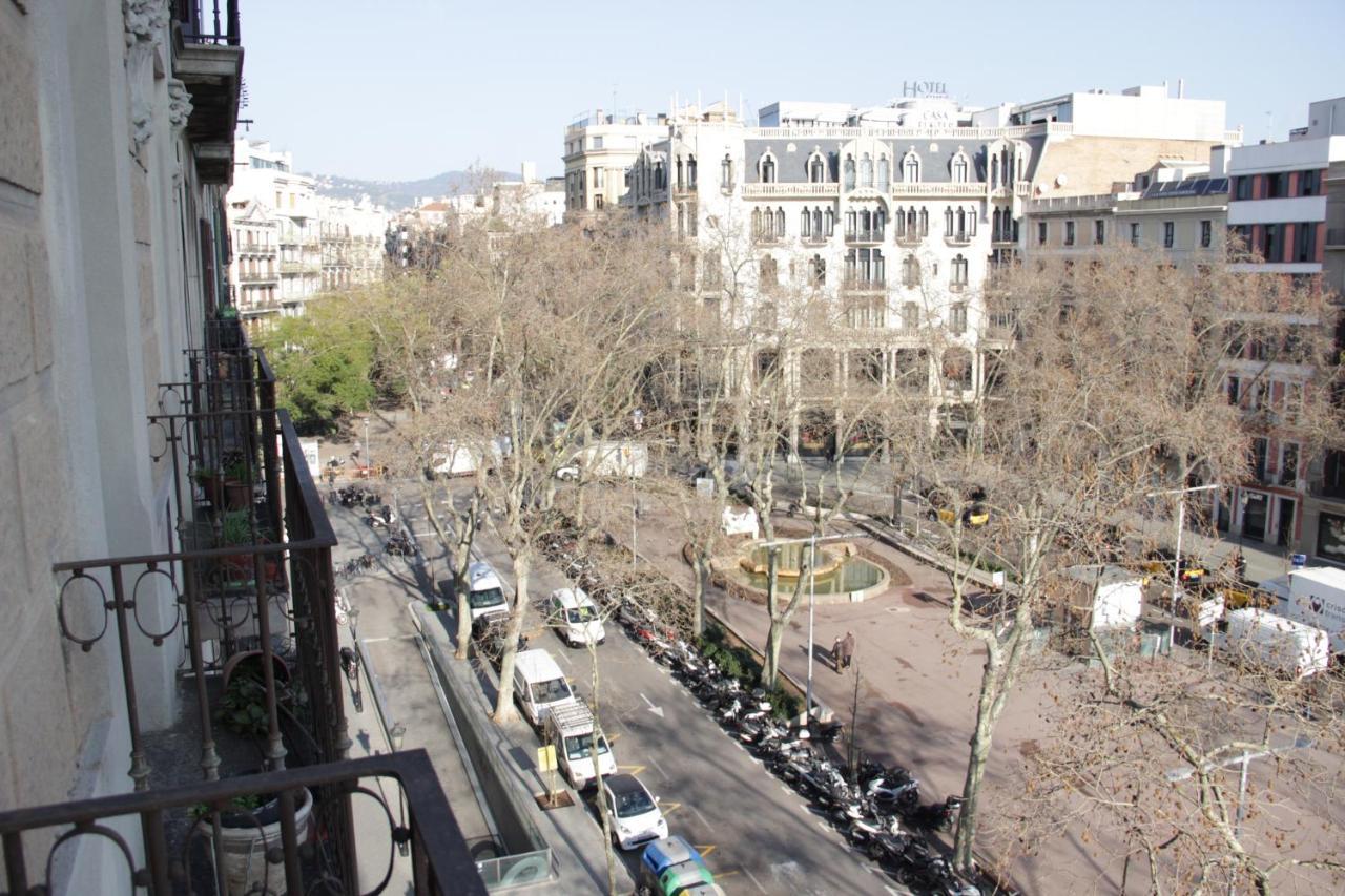 Mr. Serrano Apartments Barcelona Luaran gambar