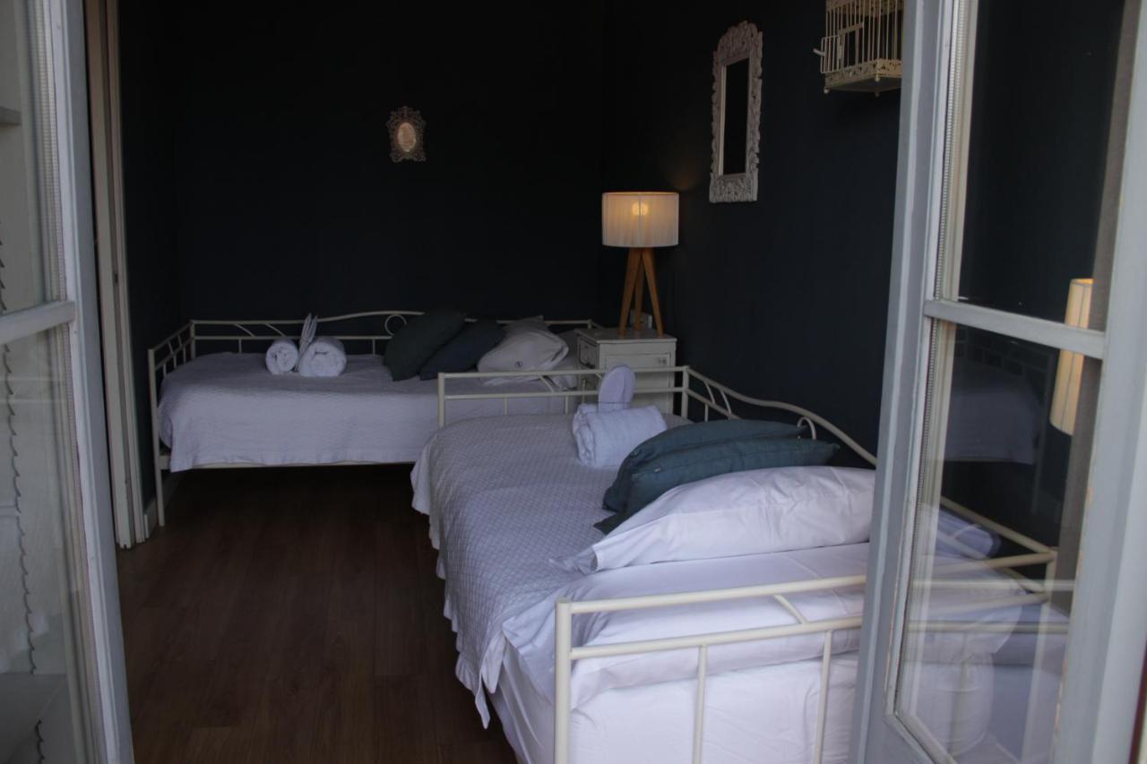 Mr. Serrano Apartments Barcelona Luaran gambar
